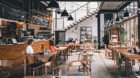 How To Pick The Right Apron For Your Wait Staff