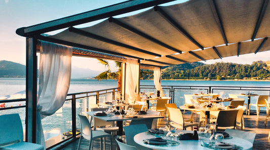 The Benefits of Front-of-House Aprons for Your Business